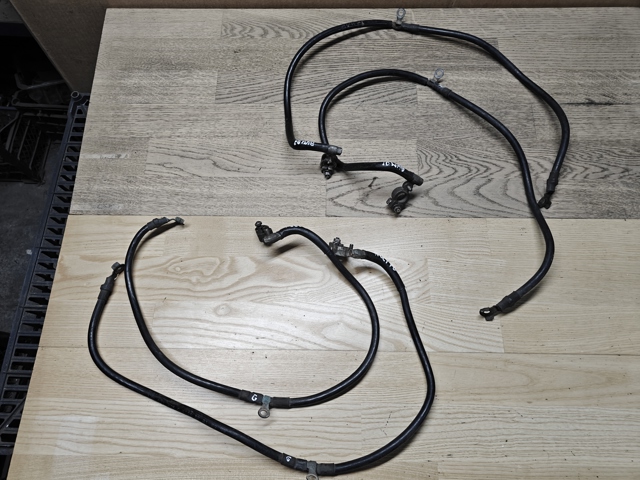 Кабель маси акумулятора (АКБ) 1J0971235G VAG