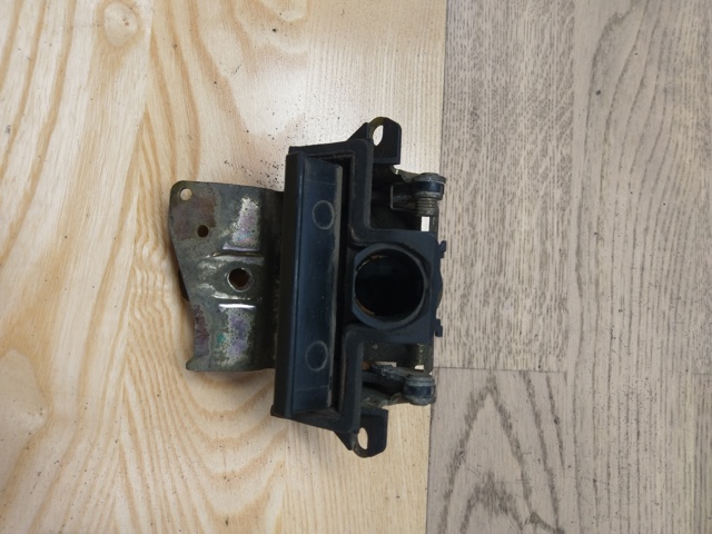 Ручка ляди, зовнішня 1U6827565 VAG