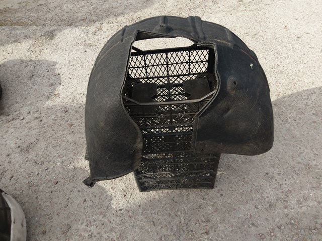 Підкрилок переднього крила, лівий задній 1Z0809957 VAG