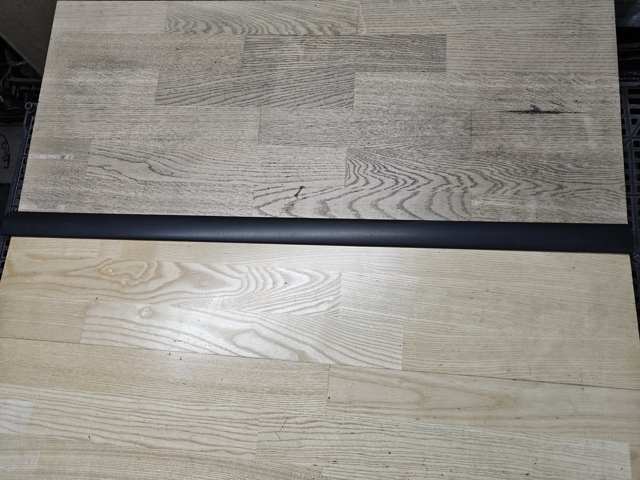 Молдинг передньої правої двері 1Z0853516DB41 VAG