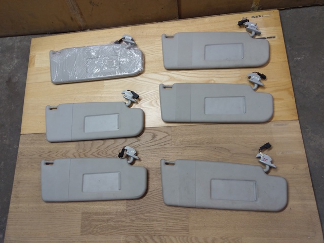 Козирок сонцезахисний автомобіля 3B0857552AK2F4 VAG