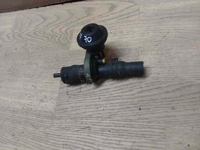 Кран обігрівача 4A0819809 VAG