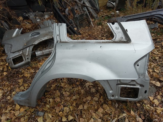 Крило заднє A1646300907 MERCEDES