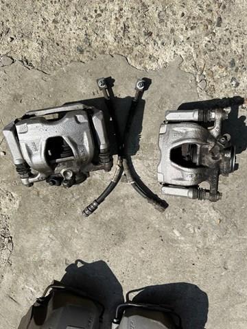 Скоба супорту заднього 8W0615426GSL7 VAG