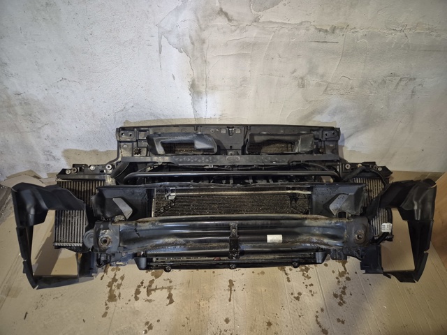 Кронштейн для радіатора 7P6805594C VAG