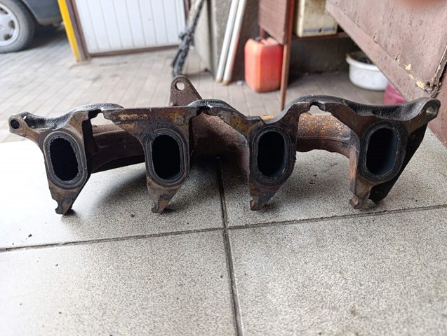 Газопроводи (колектор випускний) Рено Трафік 2