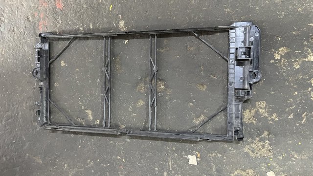 Рамка кріплення радіатора кондиціонера 32224876 VOLVO