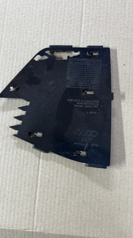 4M8807152A VAG