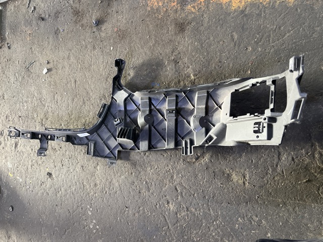 Кронштейн бампера переднього, правий 51119451140 BMW