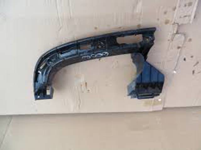 Кронштейн насадки глушника 8W0807347A VAG