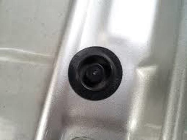 Заглушка кузова (підлоги) 1731316000 HYUNDAI