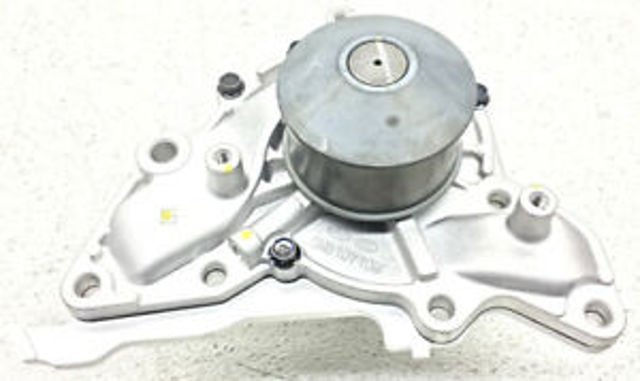 Помпа охолодження 2510039800 HYUNDAI