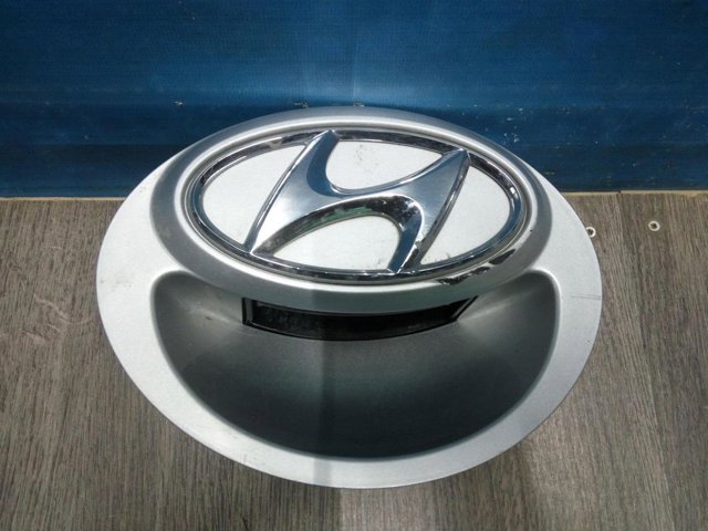 Кнопка приводу замка 3/5 дверей (ляди) / кришки багажника 817201R200 HYUNDAI
