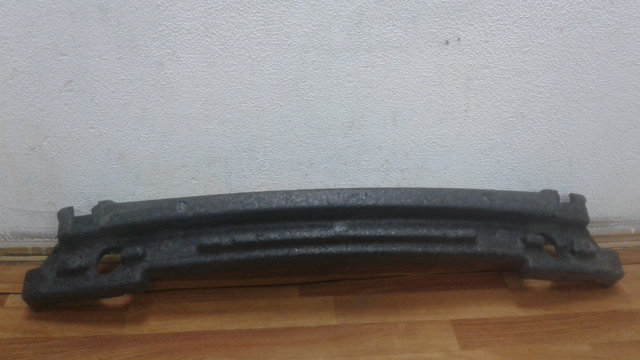 Наповнювач бампера переднього 86520B8000 HYUNDAI