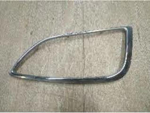 Ободок/окантовка фари противотуманной, правий 865822S300 HYUNDAI