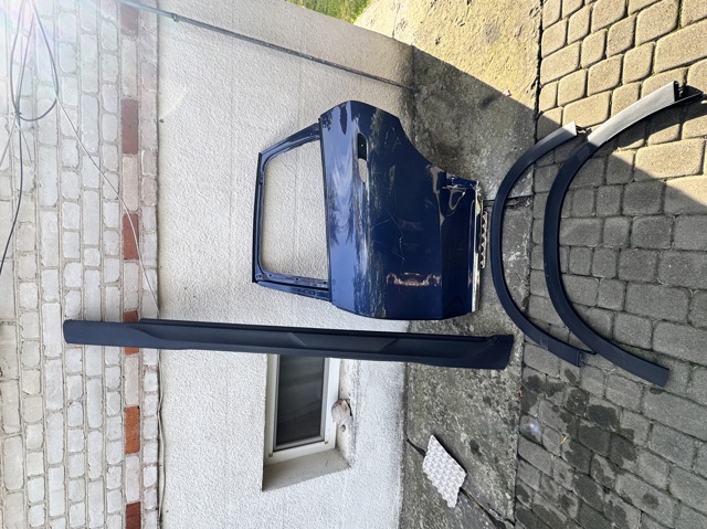 Двері задні A2947308701 MERCEDES