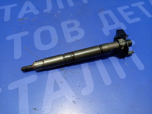 Форсунка дизельна в зборі, розпилювач + тримач 03N130277 VAG