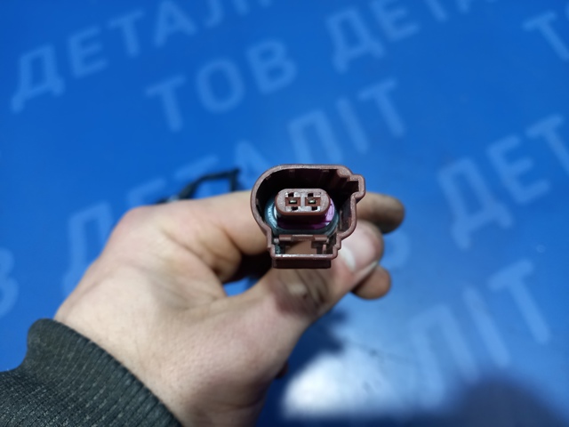 Форсунка вприскування AD BLUE 03N131113D VAG