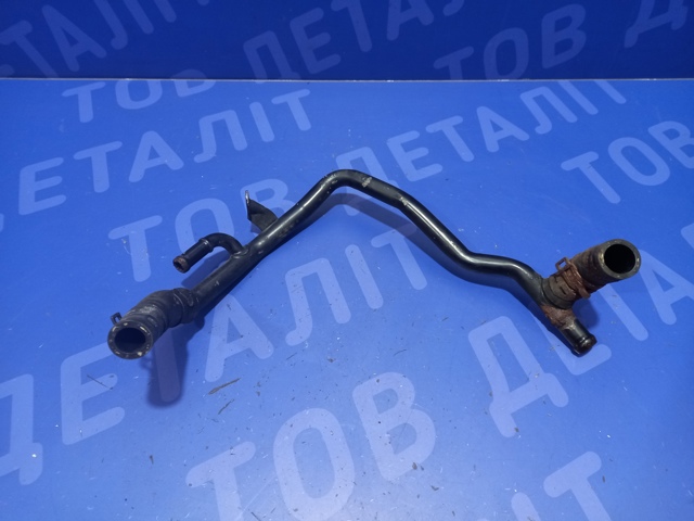 Трубопроводи і шланги системи охолодження 04L121064F VAG