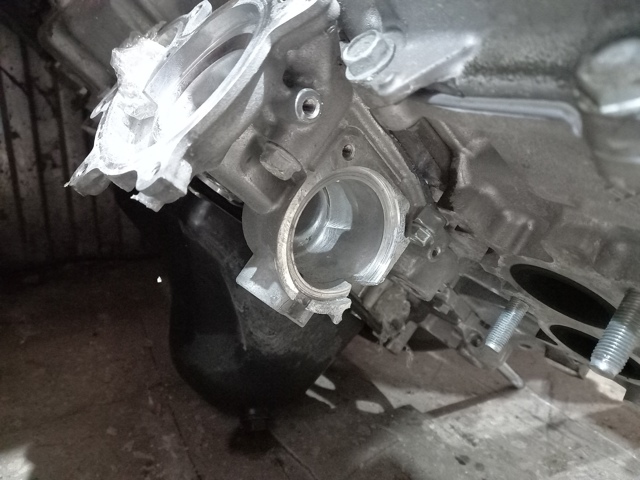 Мотор в зборі 10100CD960 SUBARU