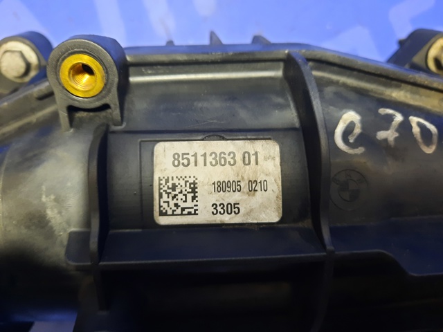 Колектор впускний 11618511363 BMW