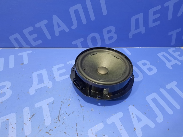 Динамік передньої двері 11A035453 VAG
