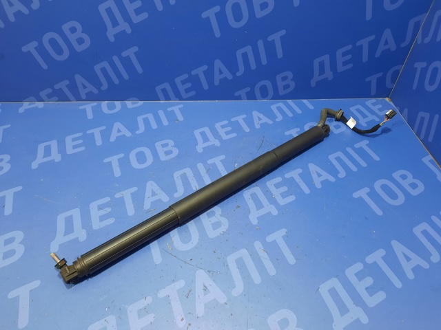 Амортизатор двері багажника 11A827851A VAG