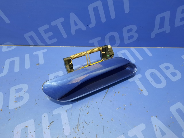 Ручка задньої двері зовнішня права 11A837206BQ VAG