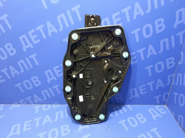 Механізм склопідйомника двері задньої, правої 11A839462B VAG