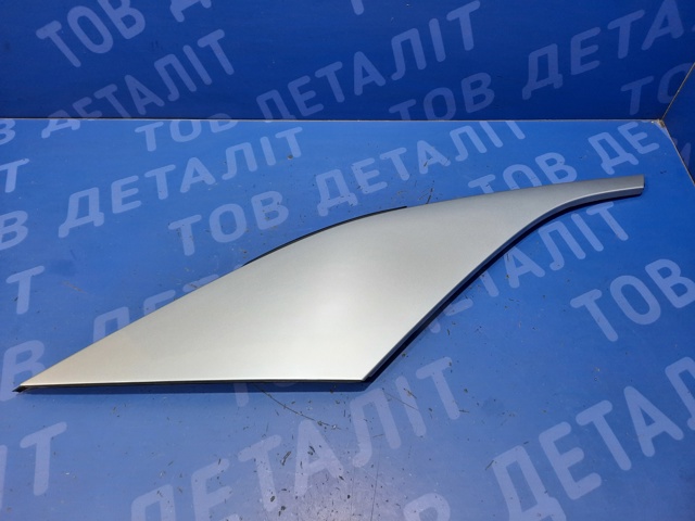 Накладка стійки кузова зовнішня, задня права 11A853378ATO8 VAG