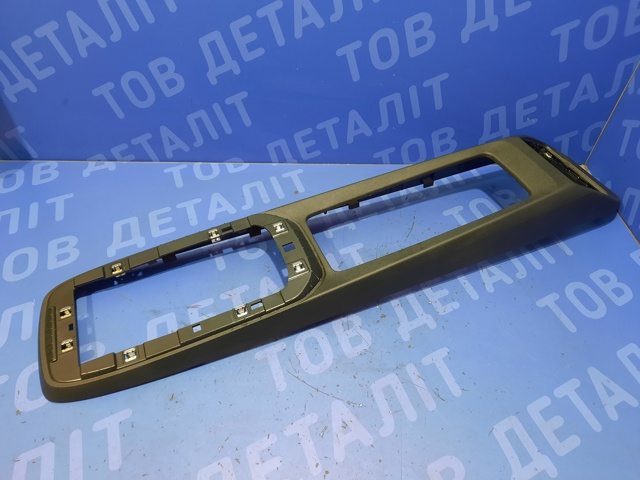 Декоративна накладка центральної консолі 11A863319A4PK VAG