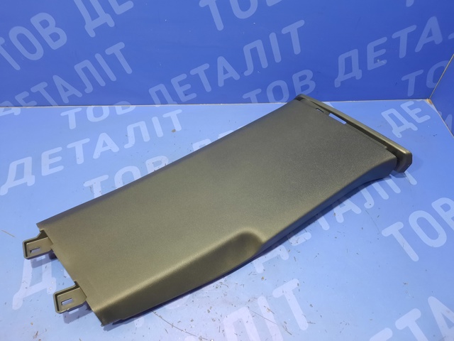 Обшивка стійки кузова внутрішня, середня нижня права 11A867292B4PK VAG