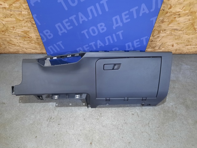 Ящик для рукавичок 11B857097E4PK VAG