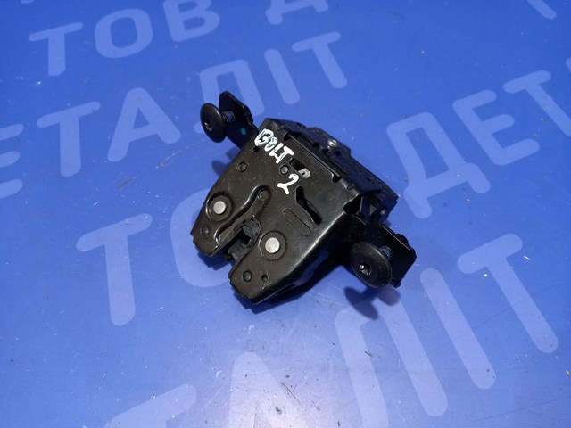 Замок багажника 13511954 GM