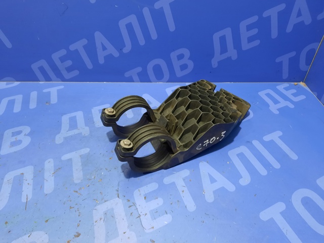 Кронштейн паливного фільтра 16117206504 BMW