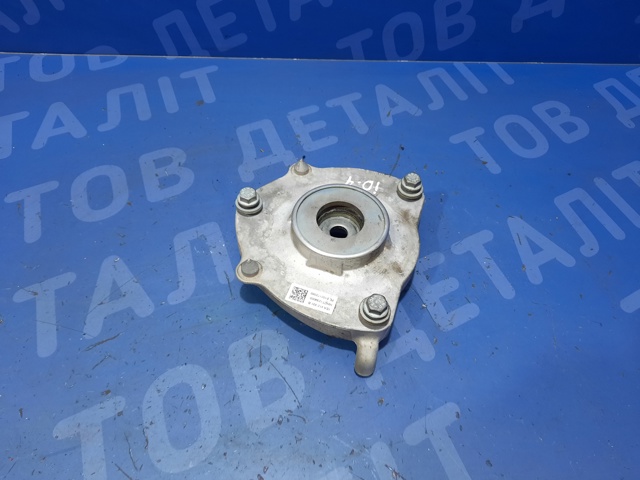 Подушка амортизатора переднього 1EA412331B VAG