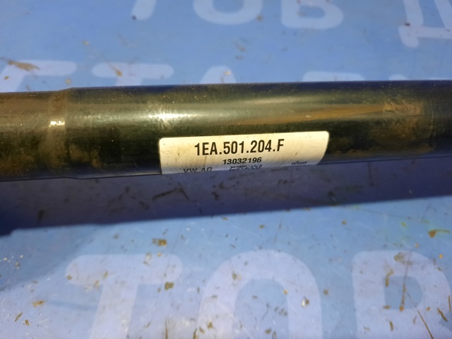 Піввісь задня, права 1EA501204F VAG