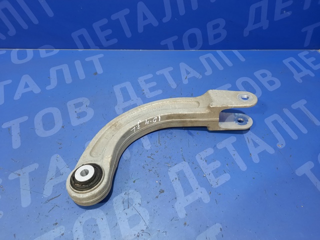 Балансир задній верхній, лівий/правий 1EA505323A VAG
