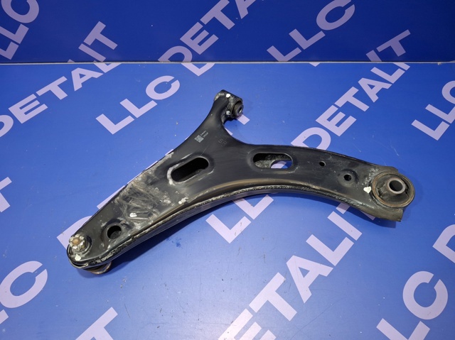 Правий важіль передній нижній підвіски 20202FL041 SUBARU