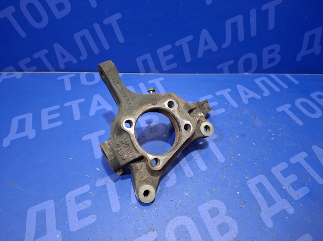 Цапфа поворотного кулака 28313SC011 SUBARU
