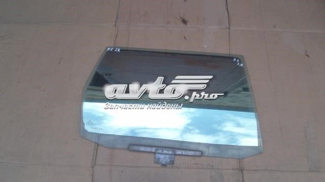 Скло заднє ліве 333845205 VAG
