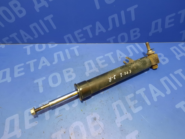Стійка задня права 33526781926 BMW