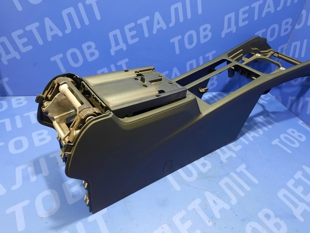 Консоль центральна панелі керування 3G1863241C81U VAG