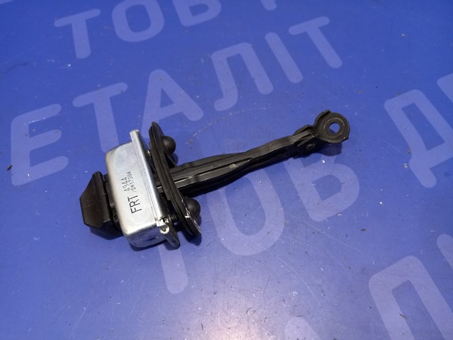 Обмежувач відкриття дверей, передній 42364944 GM