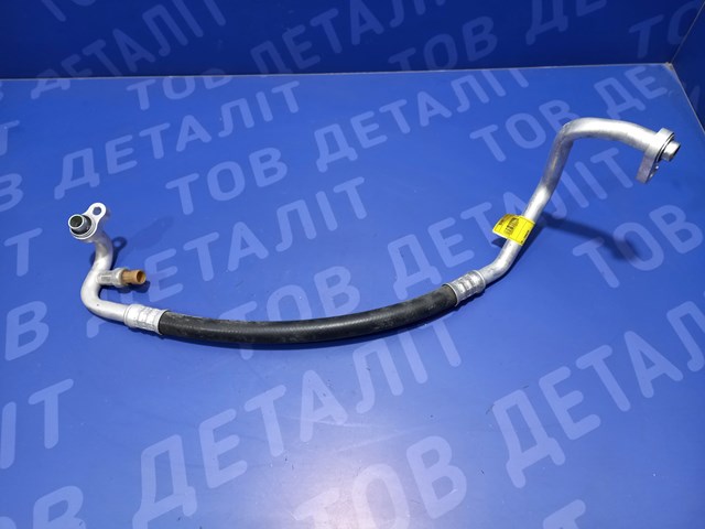 Шланг кондиціонера, від випарника до компресора 42475845 GM