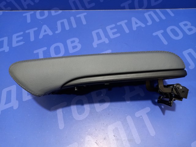 Підлокітник переднього сидіння 42559713 GM