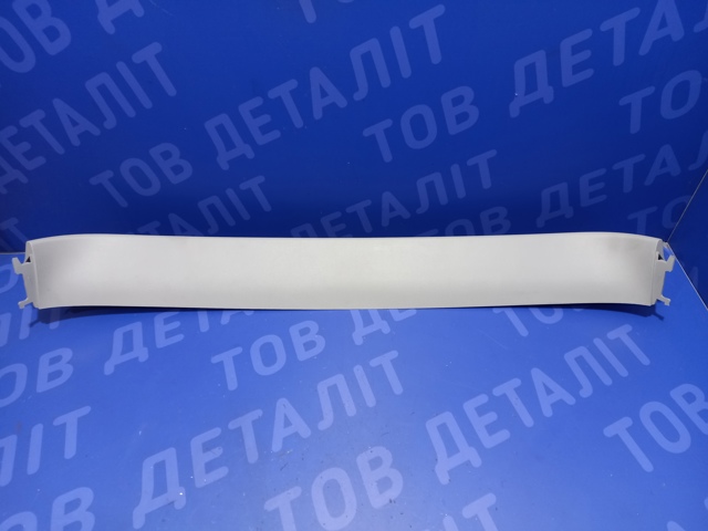 Обшивка-облицювання кришки багажника 42594969 GM