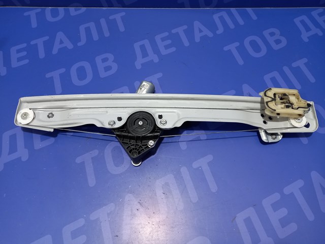 Механізм стеклопідйомника дверей передніх, лівих 42614090 GM