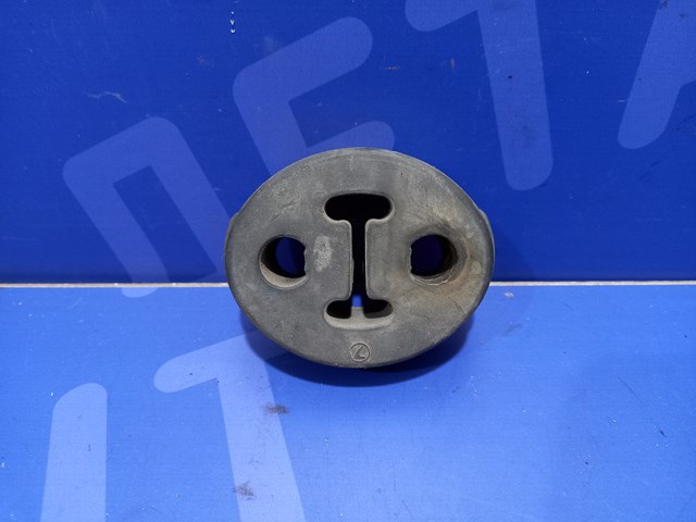 Кронштейн кріплення глушника 44066AE021 SUBARU