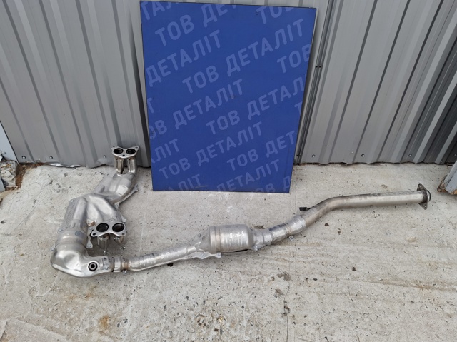Колектор випускний 44620AE550 SUBARU